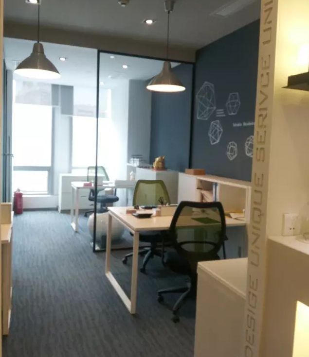 簡約的辦公室裝修設(shè)計風格