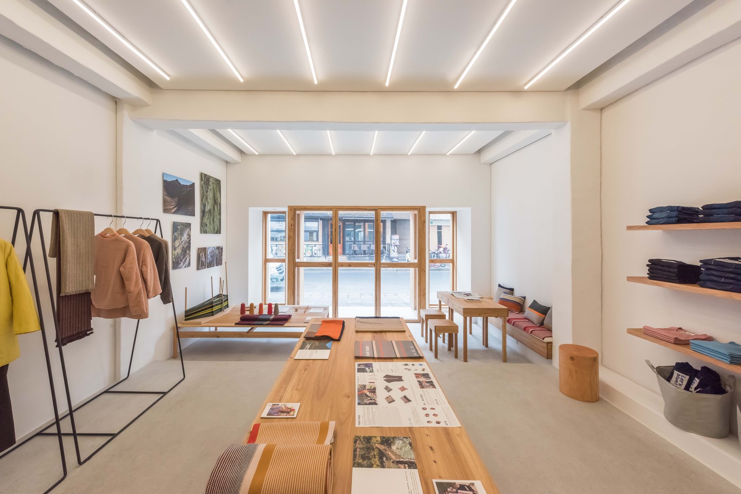 極簡主義的服裝店設計