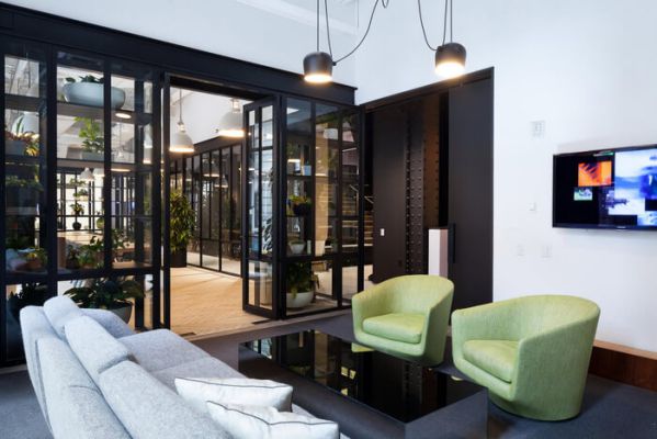 新的上海辦公室裝修應(yīng)該如何完成？