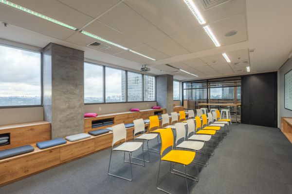 辦公室裝修關于正規公司的選擇