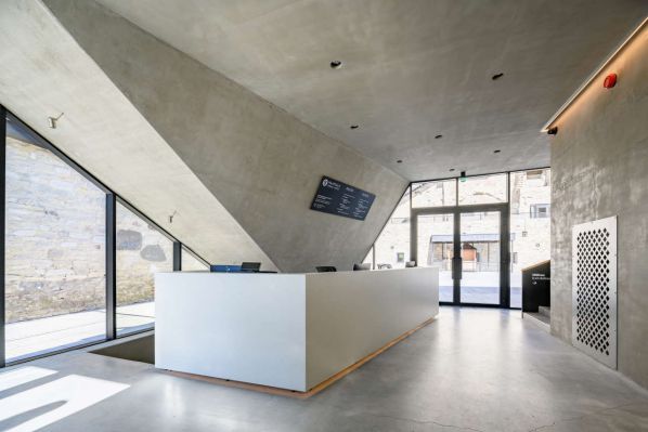 關(guān)于辦公室裝修設(shè)計效果圖的一些了解和分辨